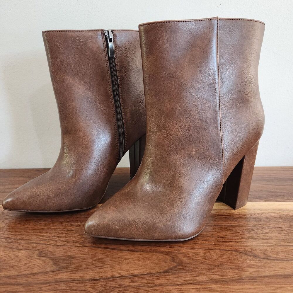 Just Fab Womens Brown Vegan Faux Leather Rosamund Block Heel Ankle Bootie 10